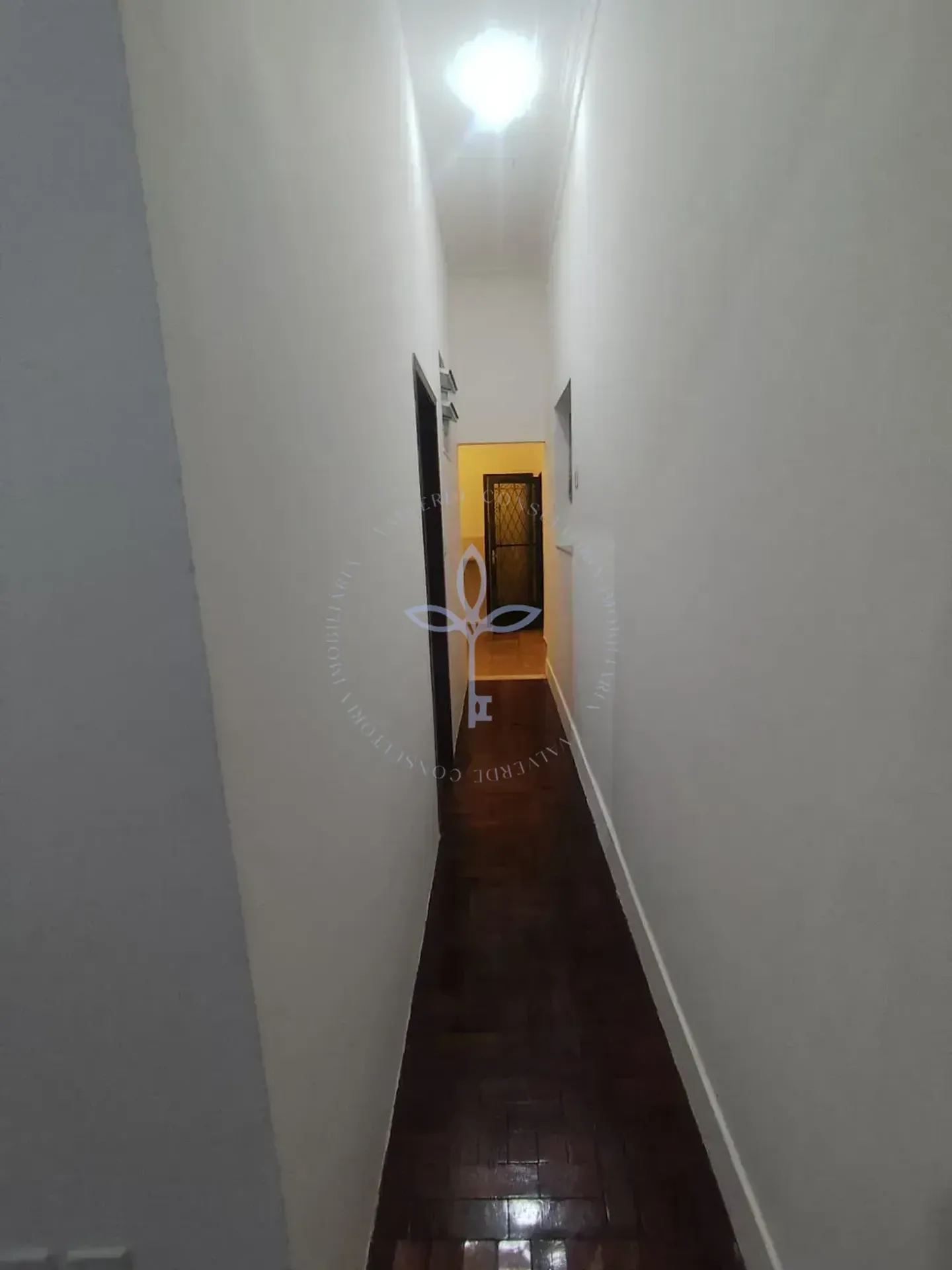 Casa com varanda e 1 vaga de estacionamento para alugar — photo 53