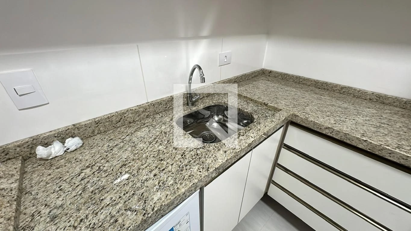 Furnished one-bedroom, 18 m² house in Curitiba — photo 16