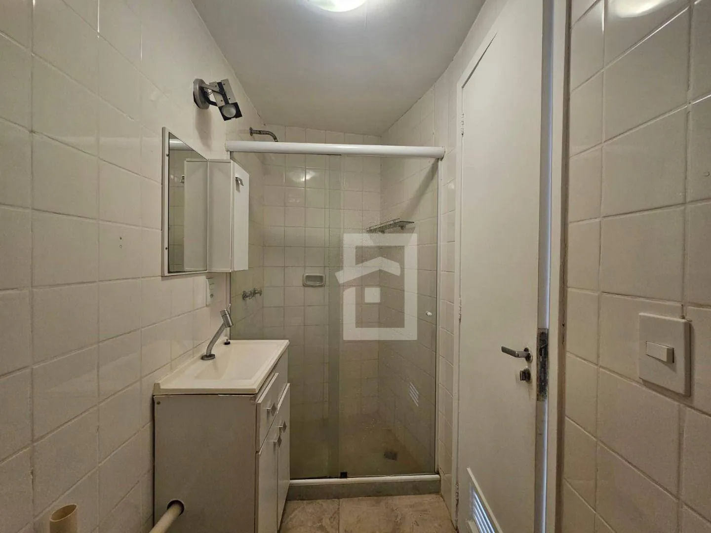 36 m² 1-bedroom suite apartment with parking — photo 44