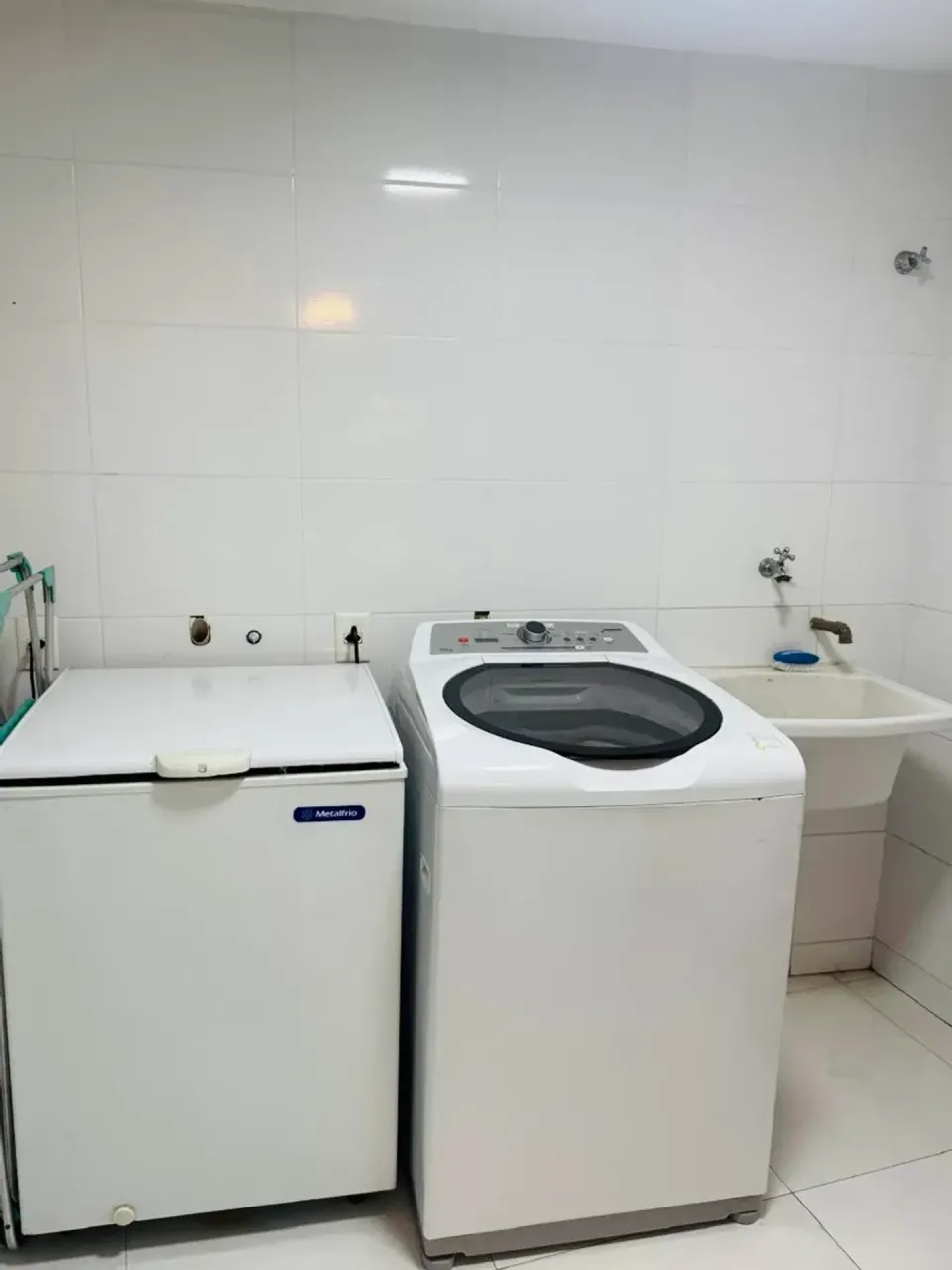 Casa mobiliada com cozinha integrada e 5 suítes — photo 3