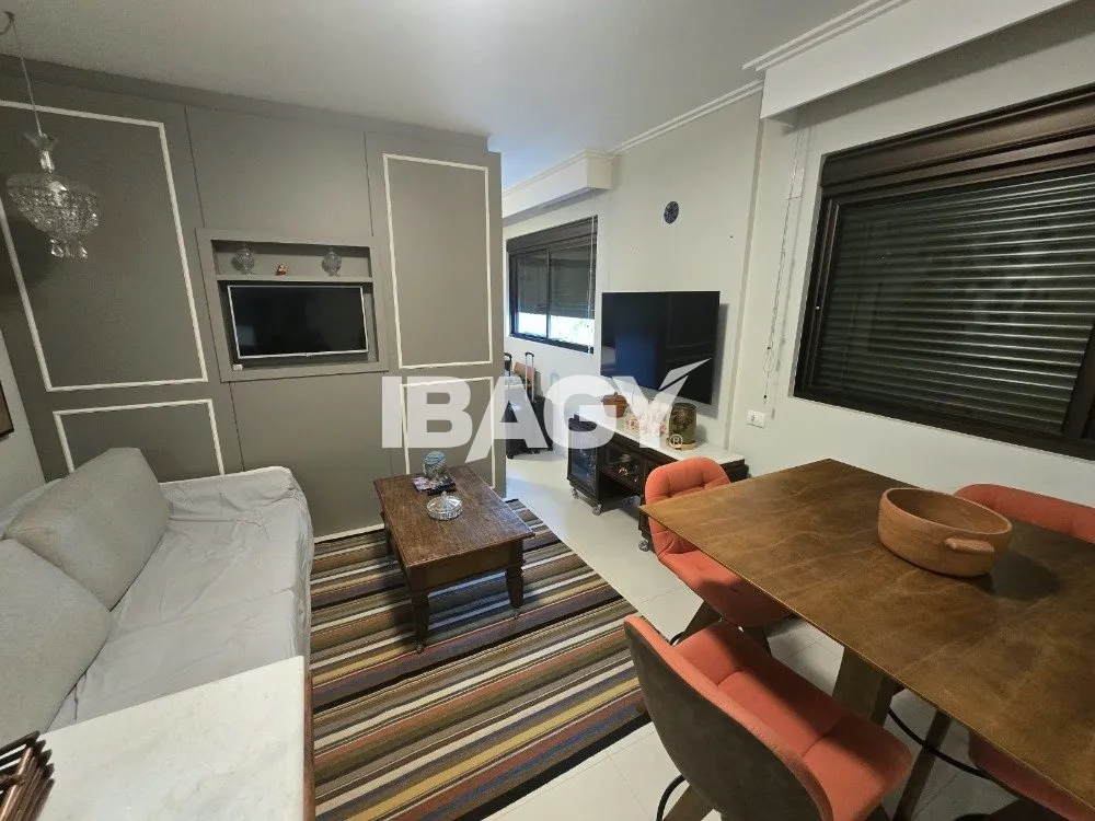 Furnished apartment, 47 m², with a glass-enclosed balcony — photo 13