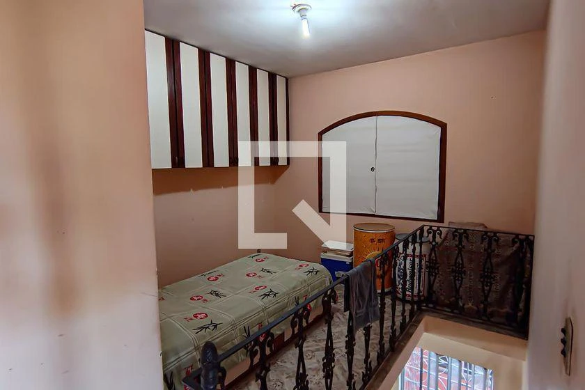 Casa de 420 m² com 4 quartos, 3 vagas e quintal — photo 47