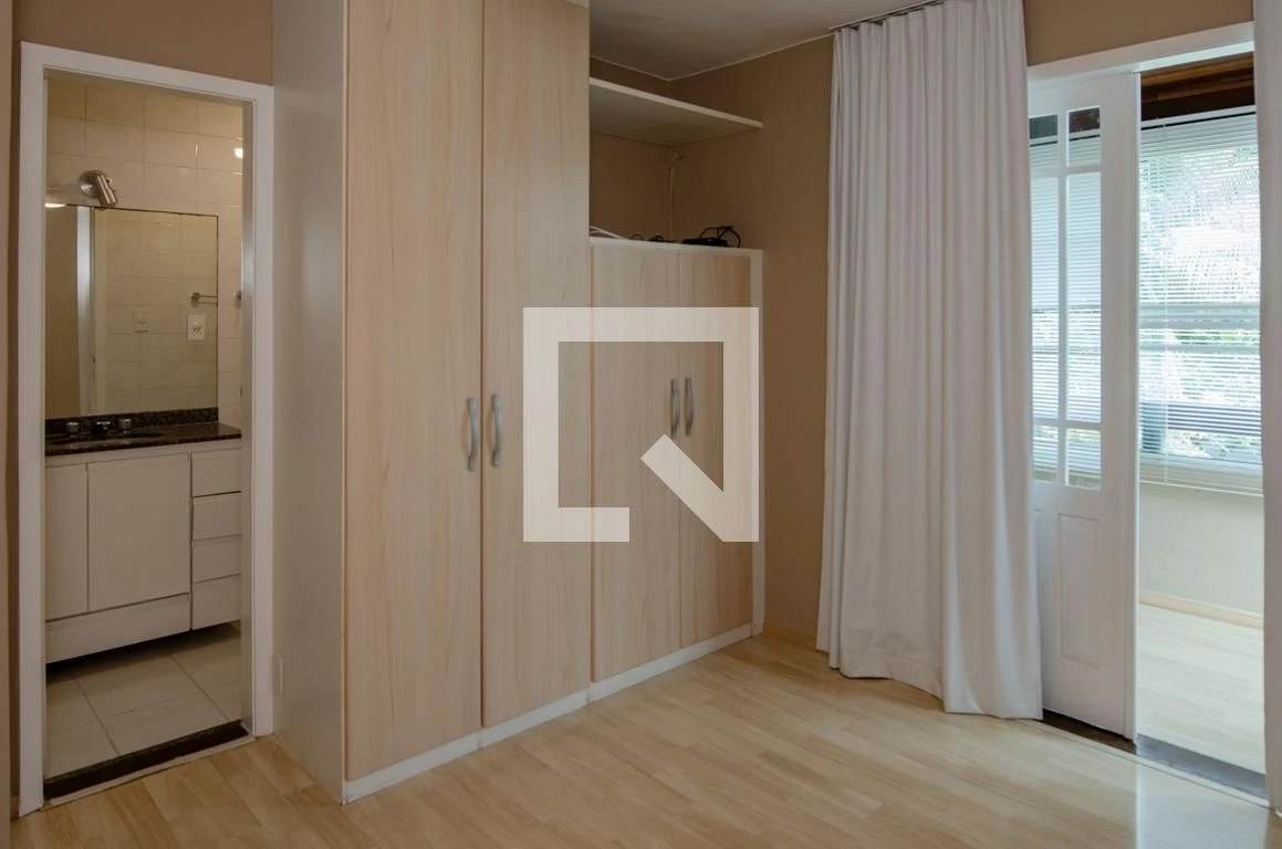 House for rent with 4 bedrooms, 4 baths and 3 parking spots — photo 5