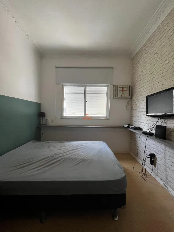 One-bedroom apartment with a washing machine — photo 7