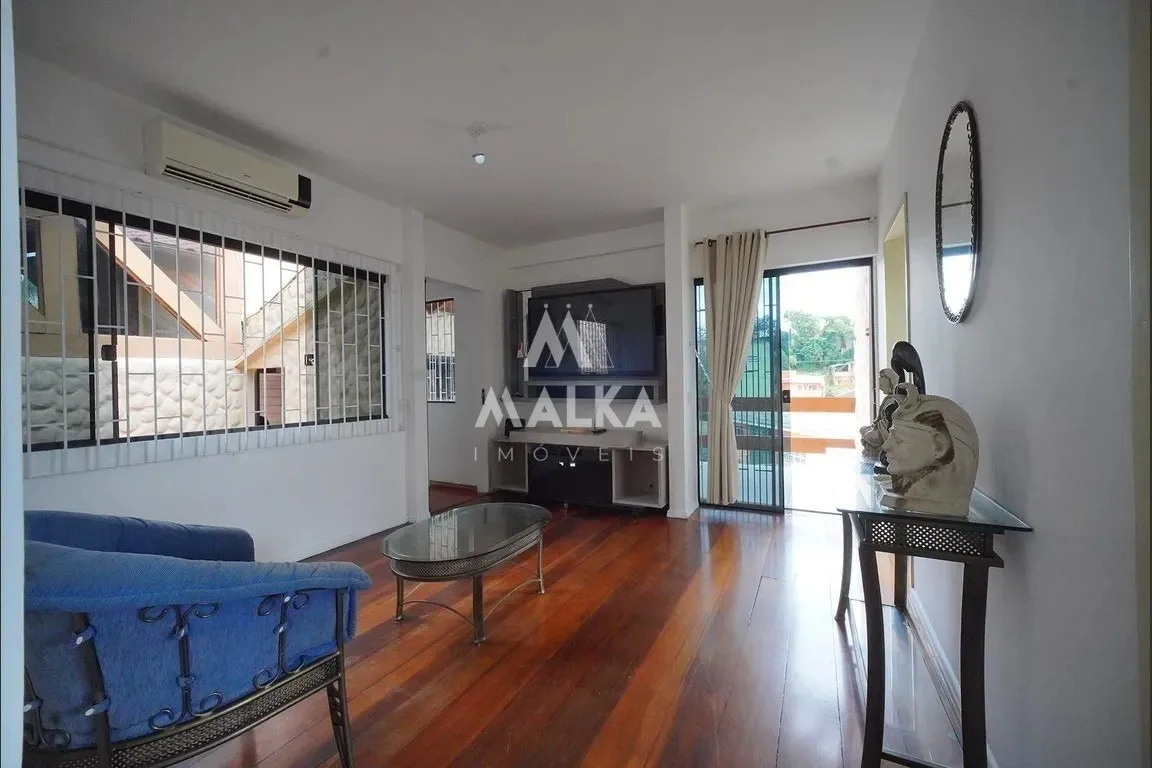 4-bedroom house with a water view in Florianópolis — photo 34