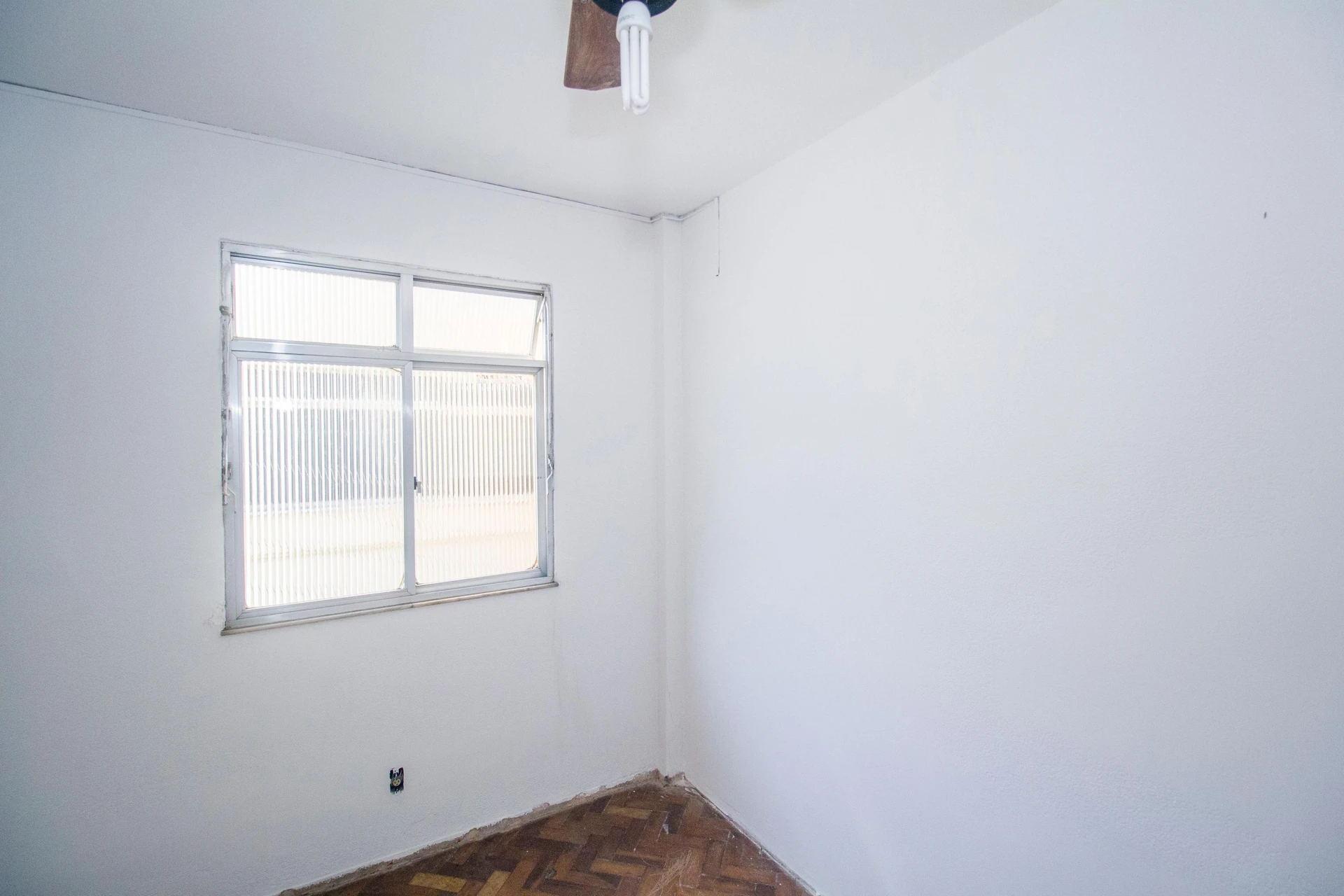 Apartamento com 2 quartos e cozinha separada a gás — photo 21