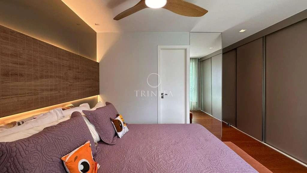 158 m² apartment with 3 bedrooms and open-plan kitchen — photo 23