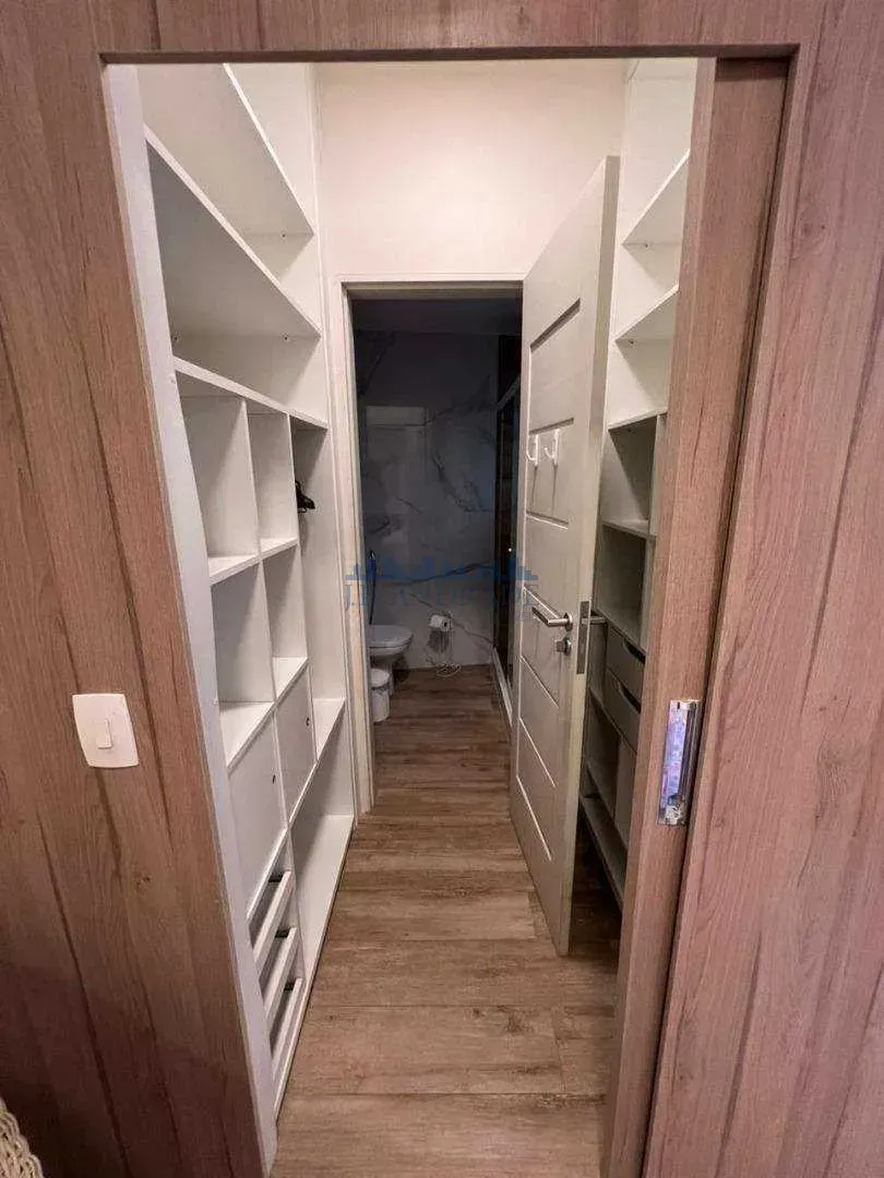 Casa com cozinha fechada e fogão a gás — photo 27