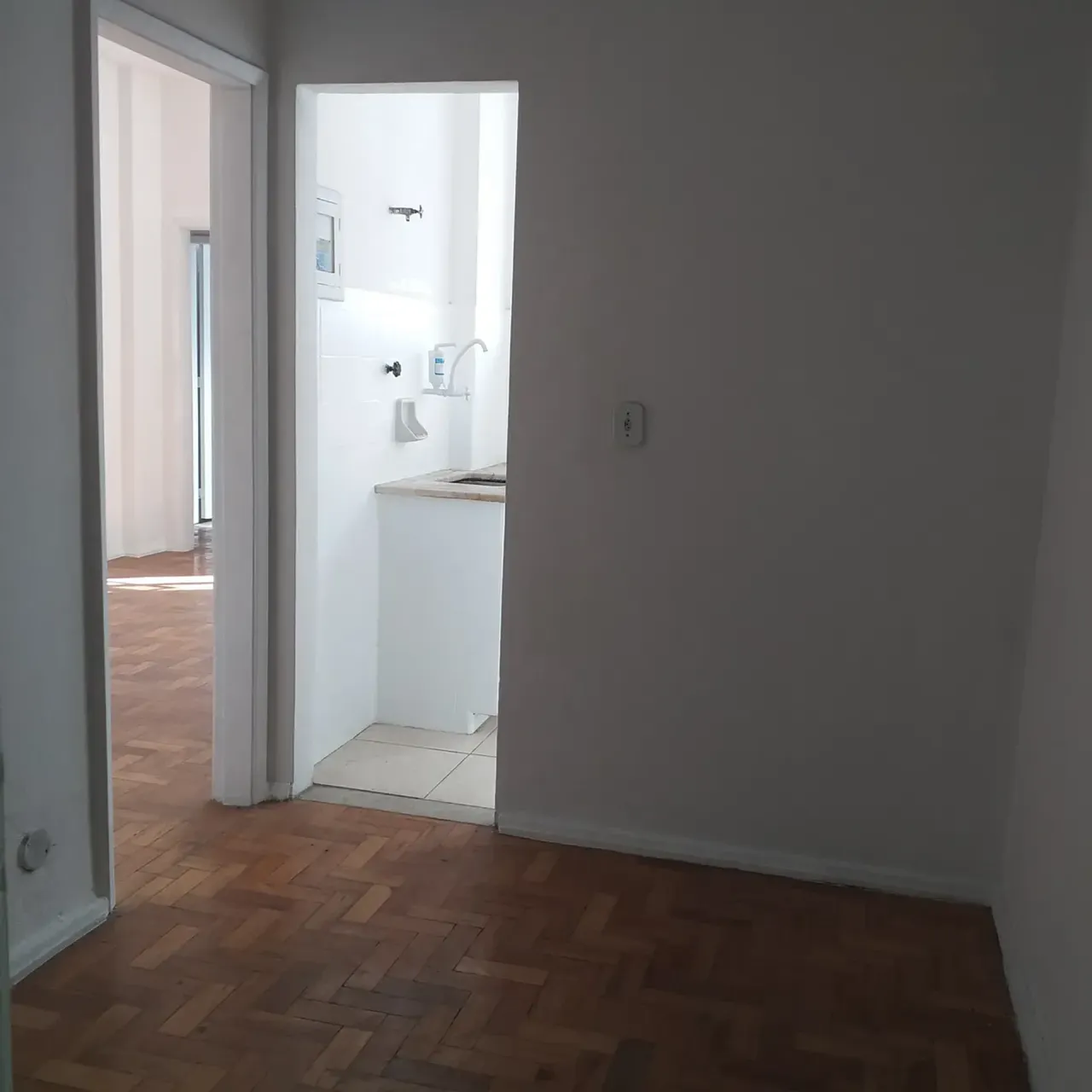 42 m² unfurnished apartment with 1 bedroom and 1 bath — photo 3
