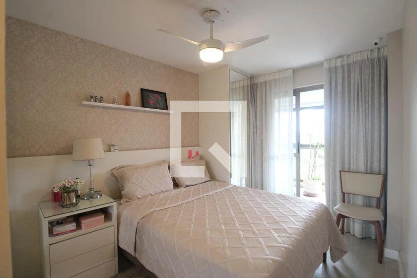 Furnished apartment, 112 m², with a glass-enclosed balcony — photo 24