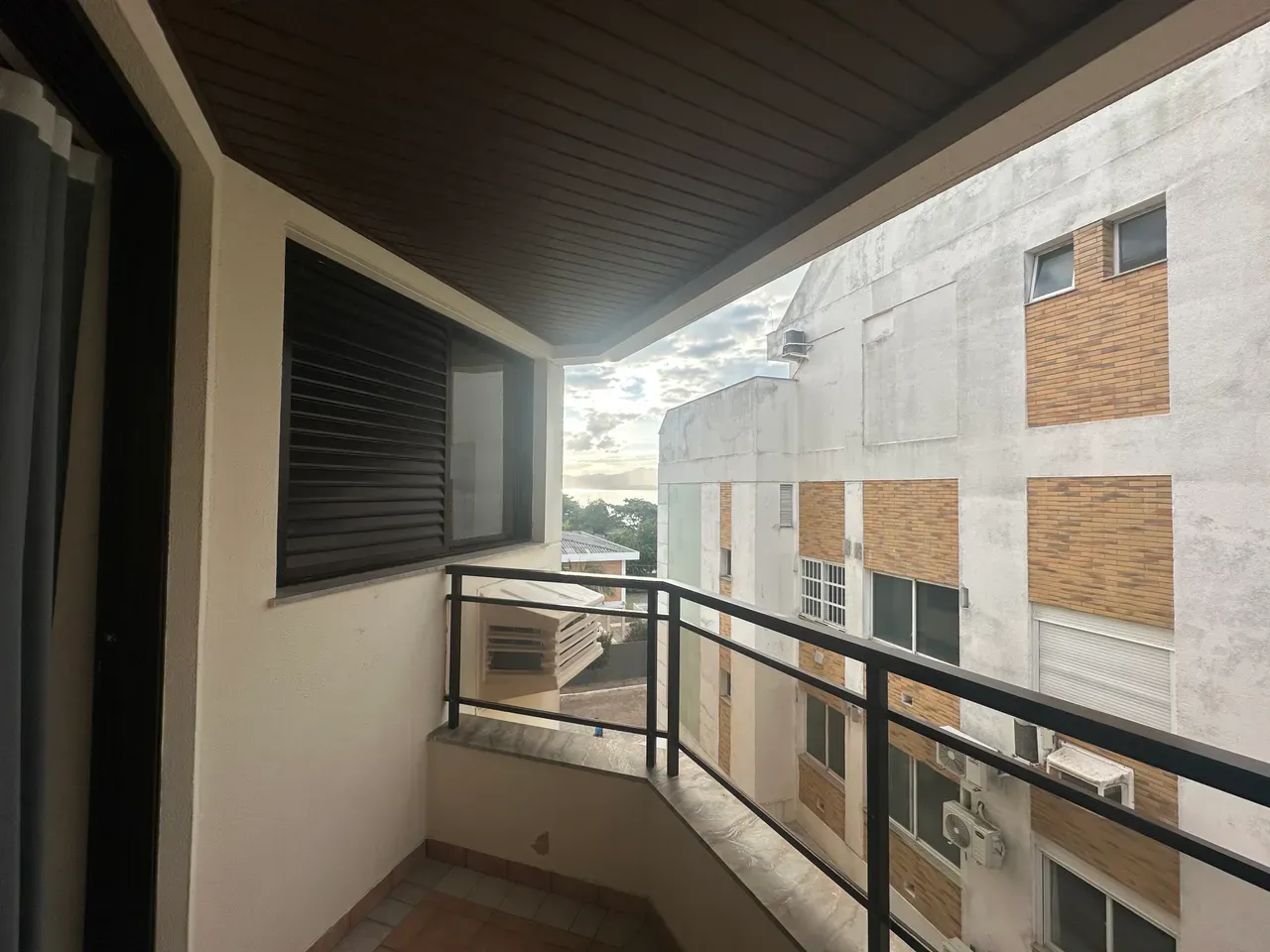 Furnished 1-bedroom apartment with 46 m² and an open kitchen — photo 18