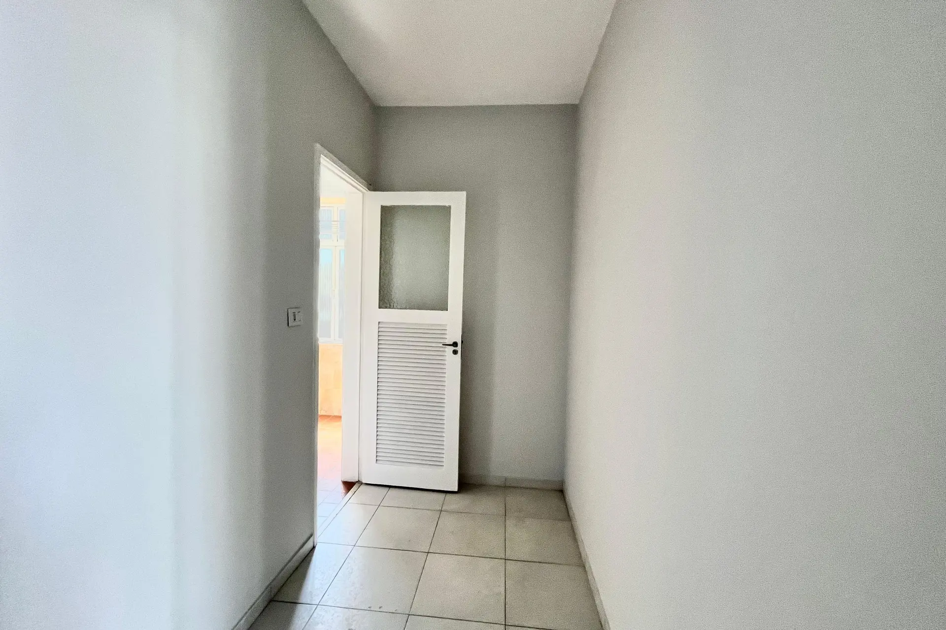 1-bedroom apartment for rent with balcony and parking — photo 51