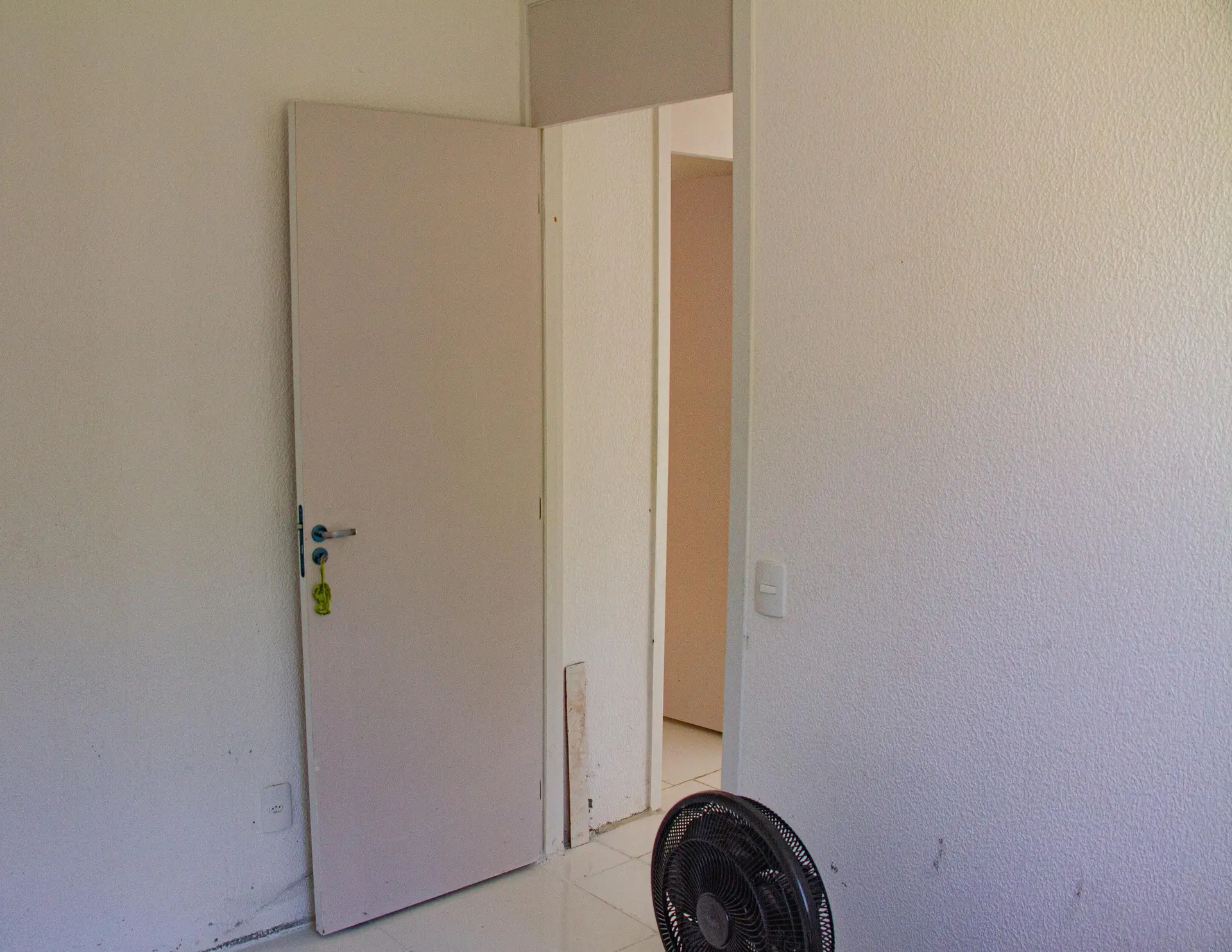 2-bedroom apartment with balcony and private garden — photo 12