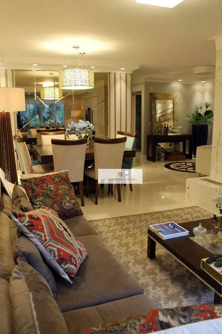 Furnished house with 4 en-suite bedrooms and private garden — photo 41