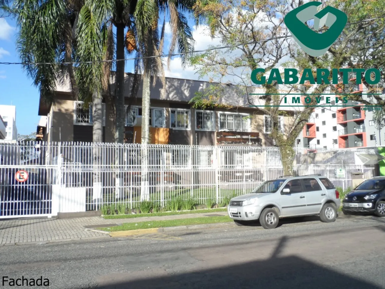 1-bedroom apartment with a balcony and 62 m²