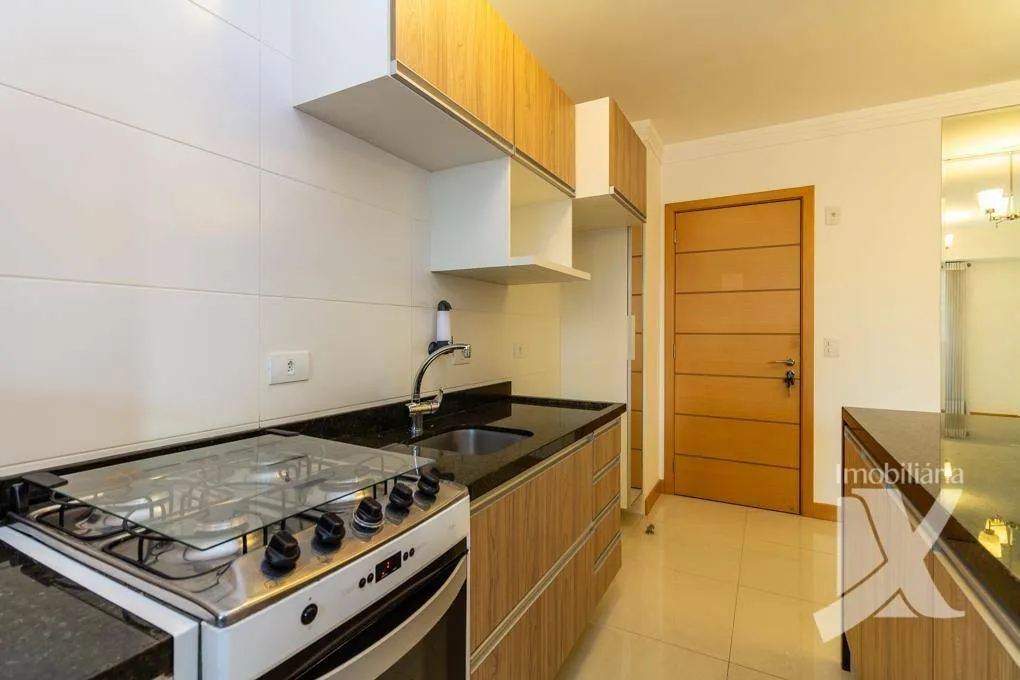 Apartment on the 4th floor with a grill on the balcony — photo 18