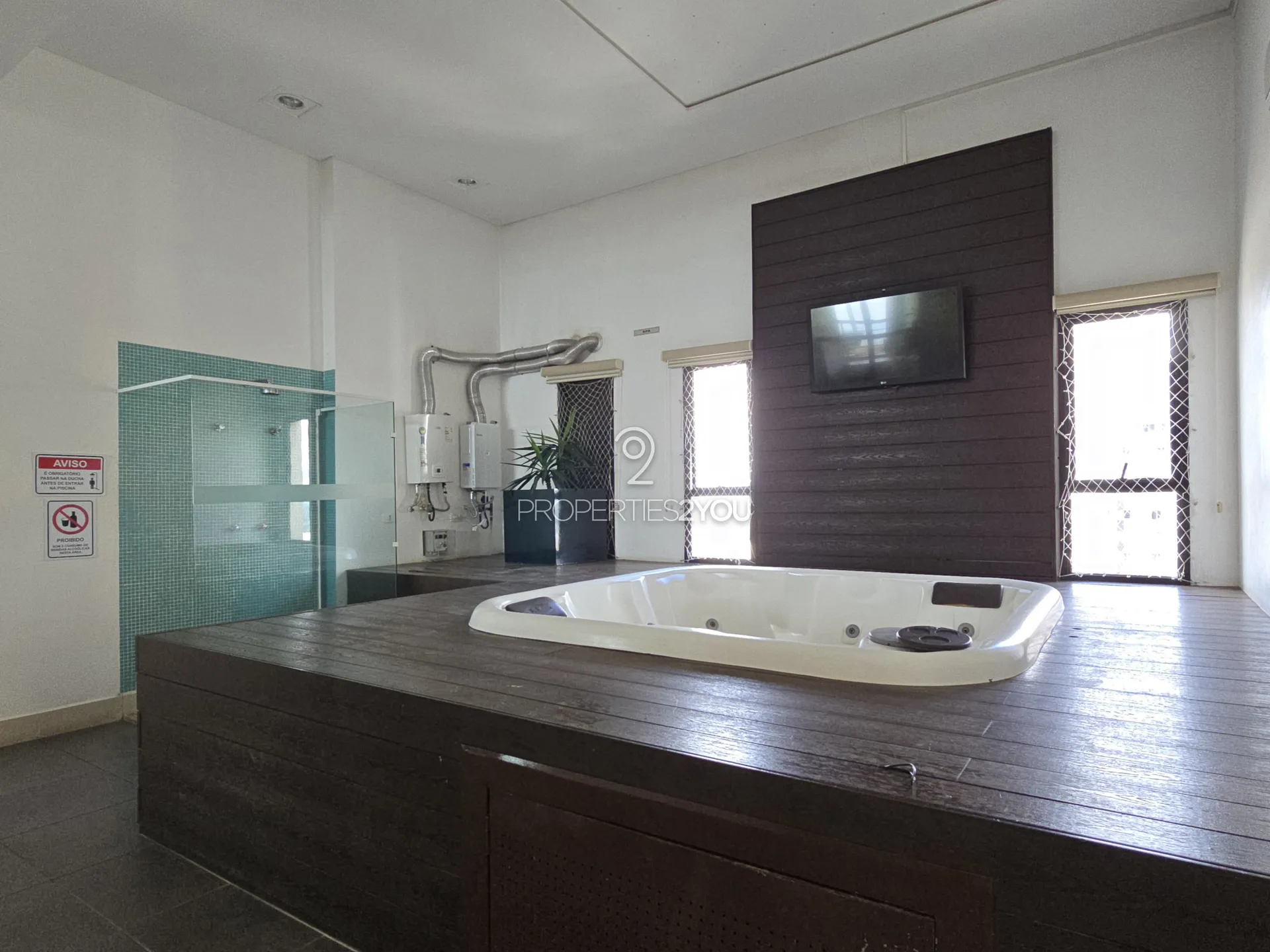 Furnished apartment with a balcony and built-in grill — photo 37