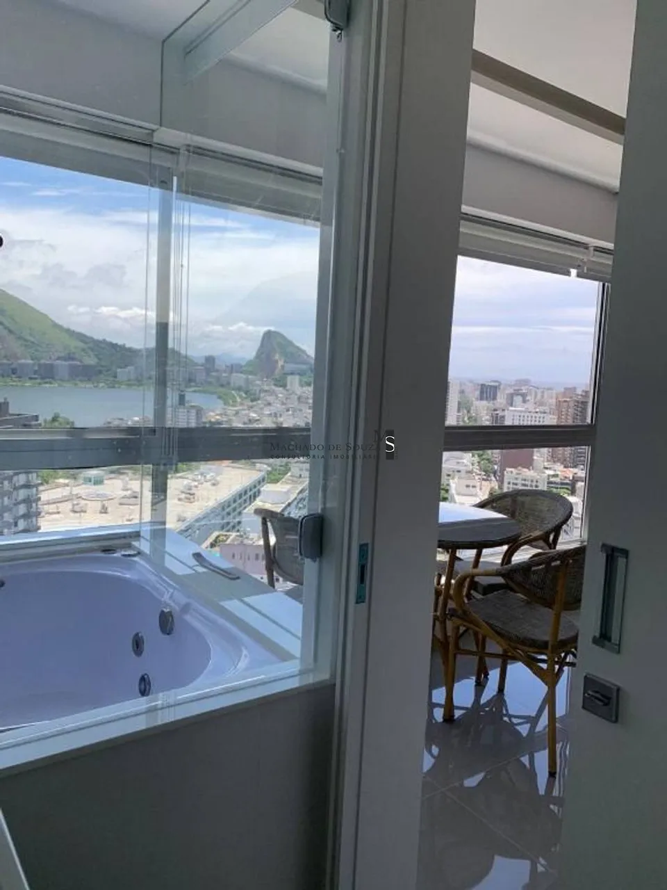 Apartamento de 1 dormitório com 50 m² e cozinha americana — photo 17