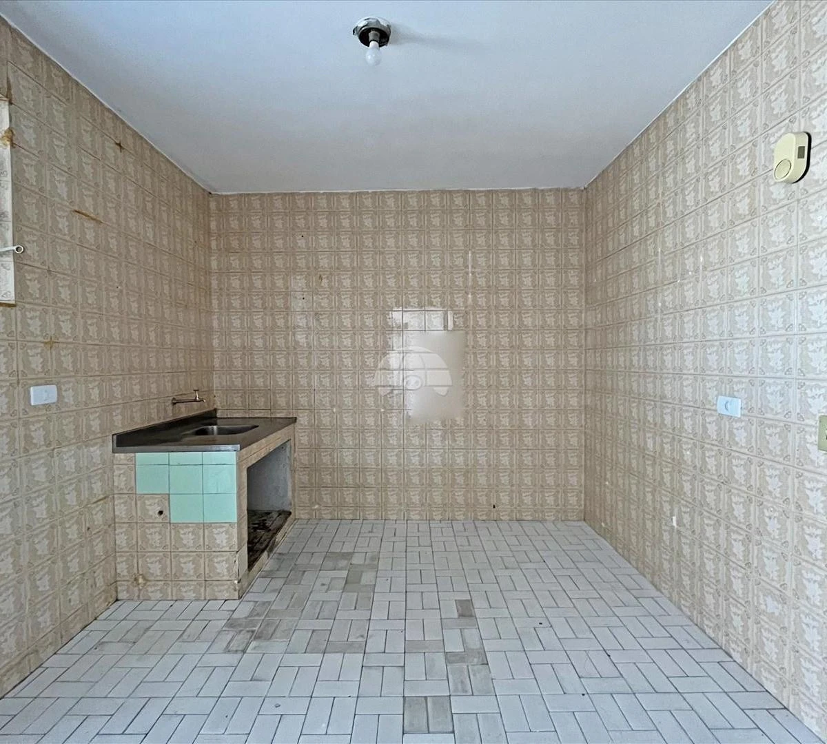 Apartment, 72 m², with wood or laminate floors — photo 2