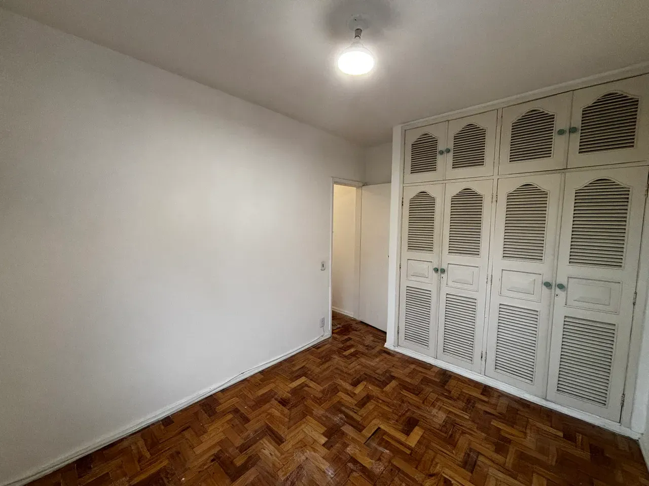 Mountain view in a 2-bedroom apartment, 60 m² — photo 23