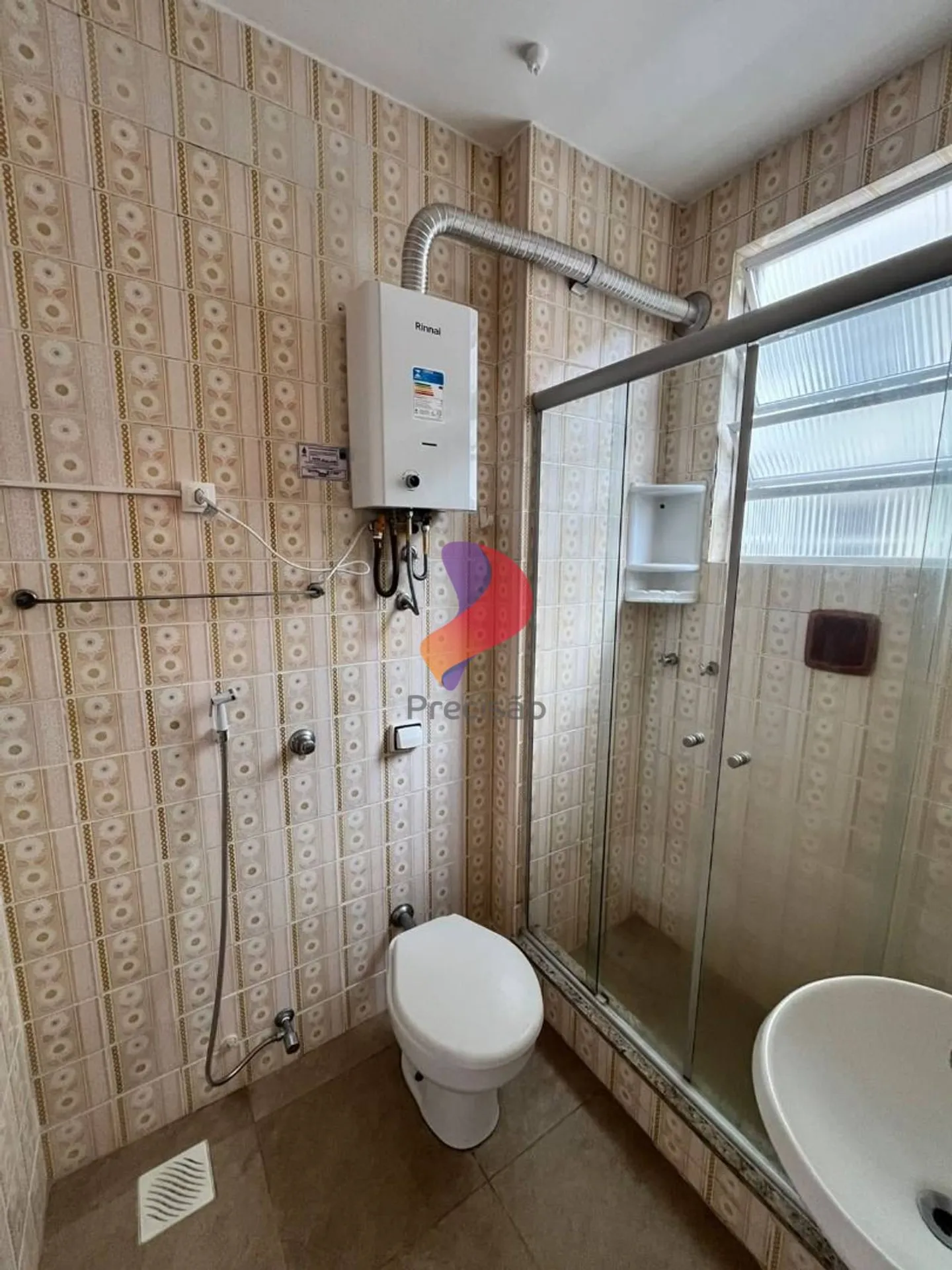 Apartment, 32 m², with wood or laminate floors — photo 5
