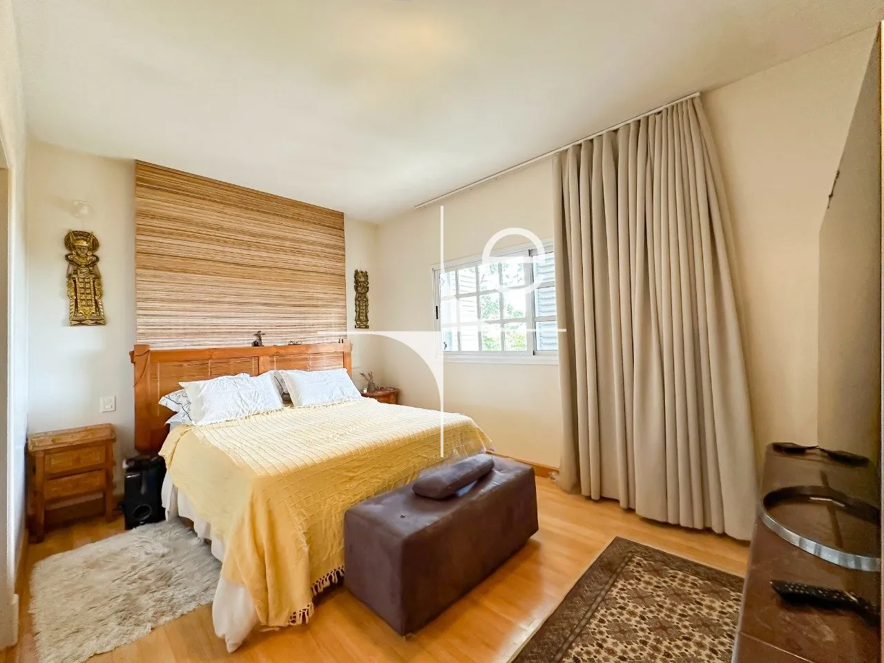 Casa mobiliada com 5 quartos e 4 vagas, com jardim — photo 14