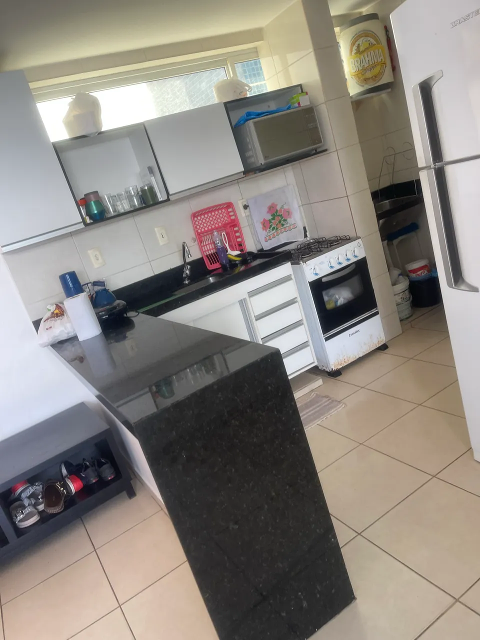 Apartamento mobiliado com 2 quartos e 2 banheiros