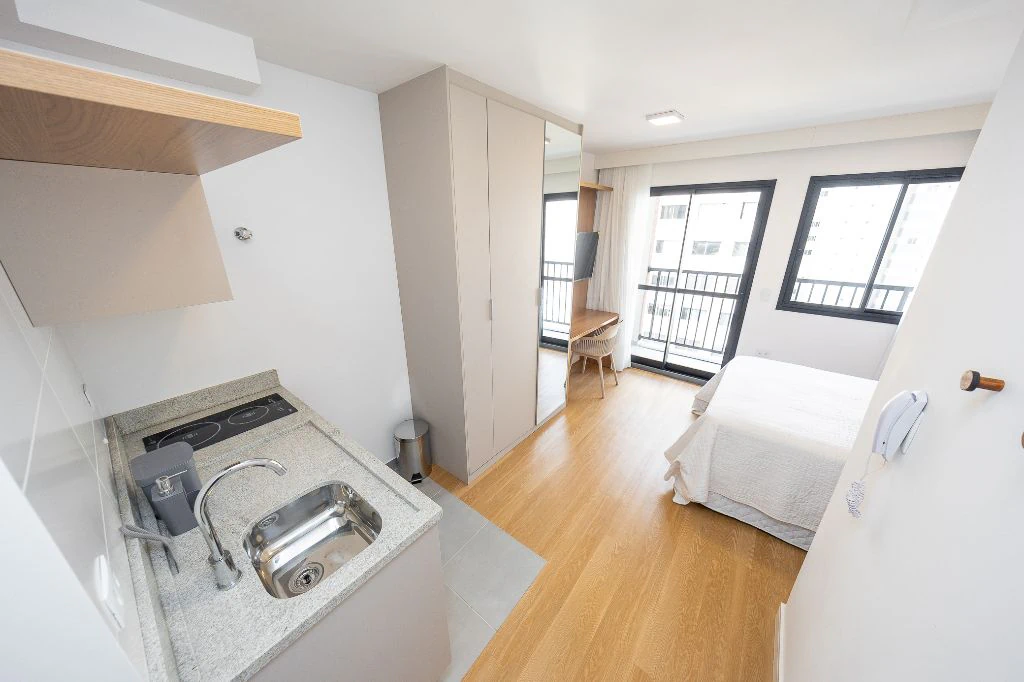 Furnished 24 m² studio on the 6th floor, no parking — photo 4