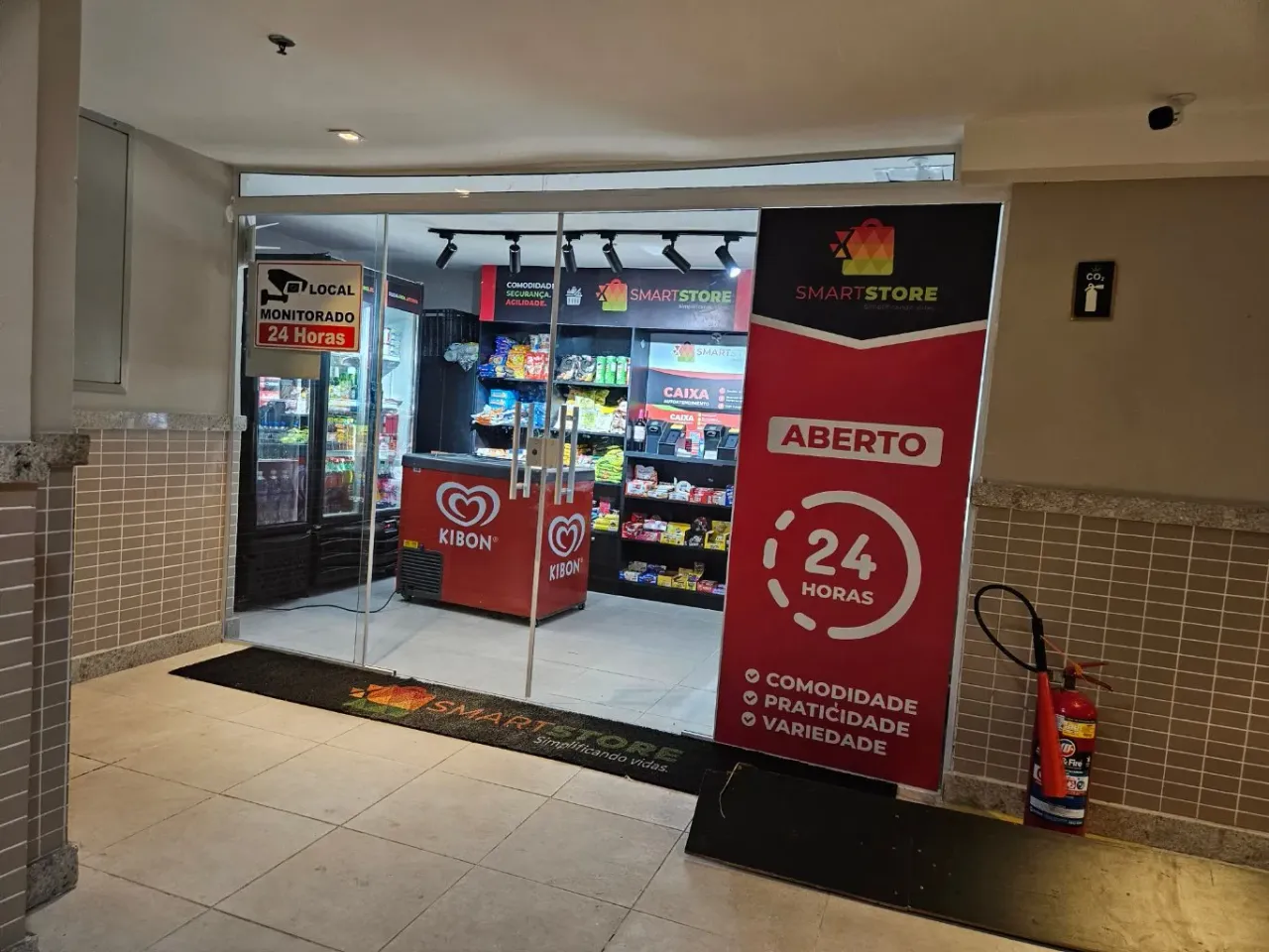 Apartamento mobiliado com box de vidro e 1 vaga — photo 18
