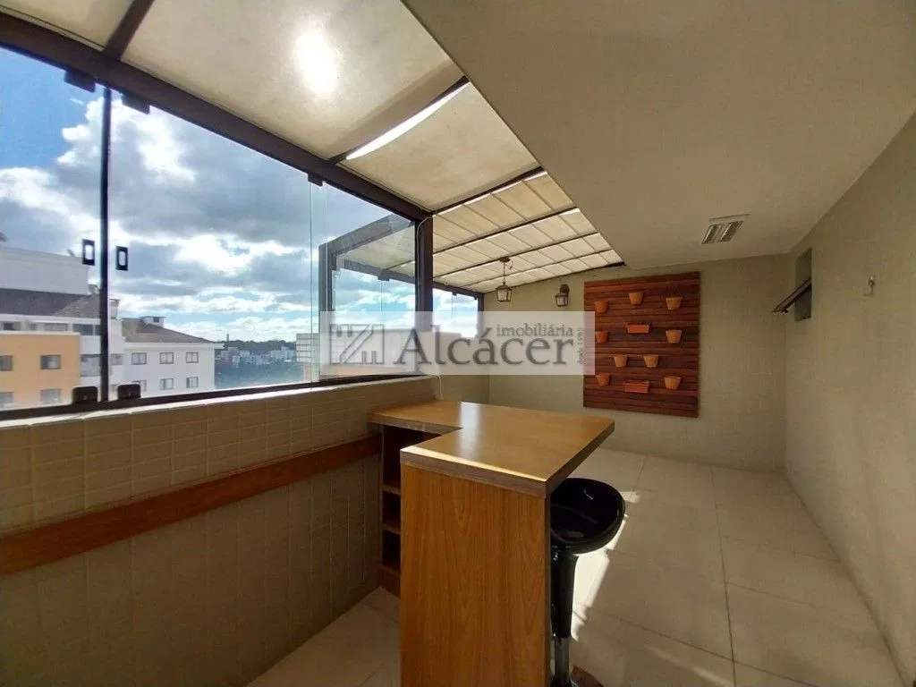 3-bedroom apartment in a building with a gym — photo 7