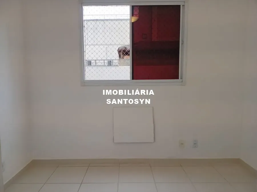 2-bedroom apartment in a building with a gym — photo 9