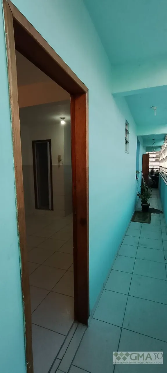 Unfurnished studio kitnet with 1 bathroom and laundry area — photo 12