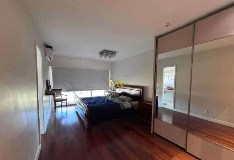Furnished apartment with 4 en-suite bedrooms and 5 baths — photo 23