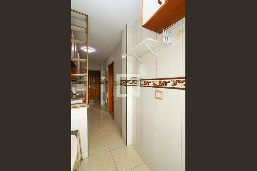 Apartment, 77 m², with wood or laminate floors — photo 31