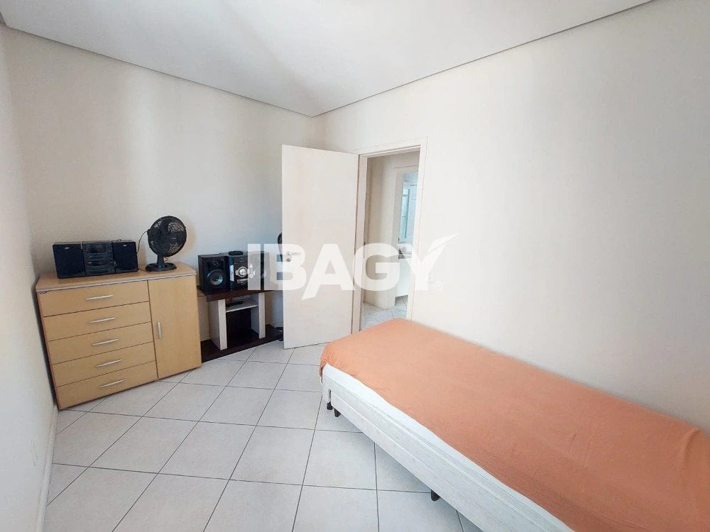 Furnished apartment, 89 m², with a washing machine — photo 14