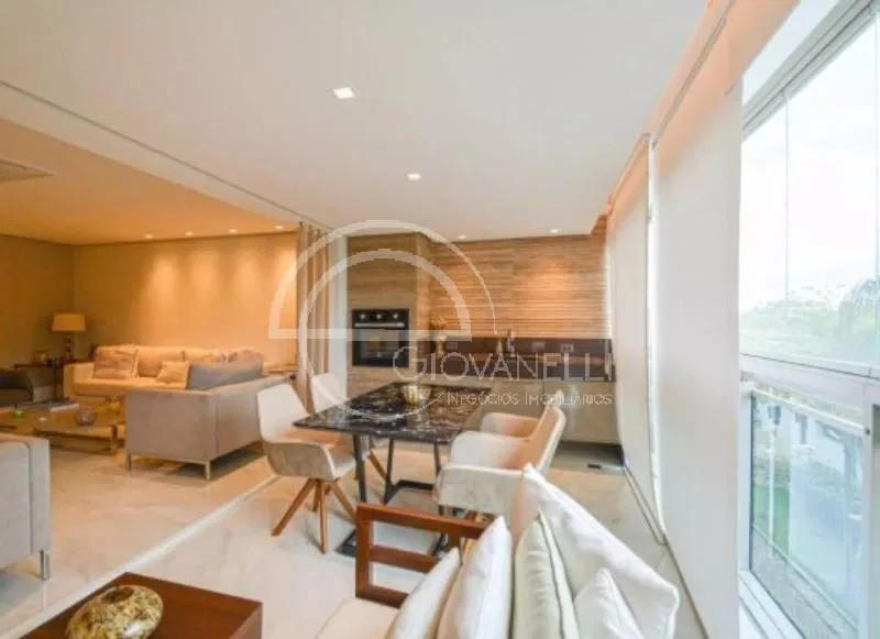 Furnished apartment with 4 en-suite bedrooms — photo 16