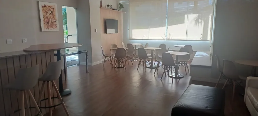 Furnished apartment with 2 bedrooms and 3 bathrooms — photo 17