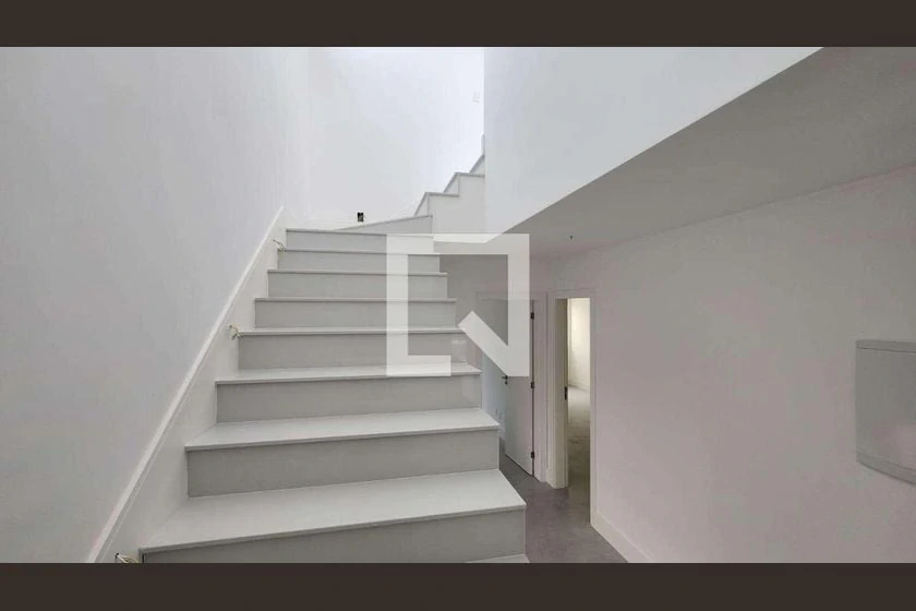Casa com 3 suítes e 320 m², com 3 vagas — photo 3