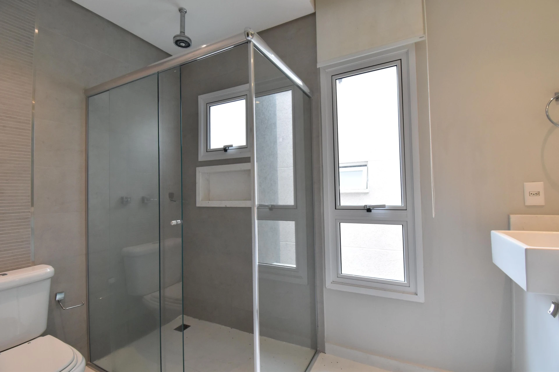 House, 411 m², with a bathtub — photo 49
