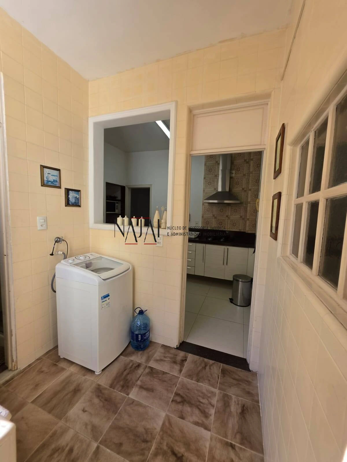 Furnished 3-bedroom apartment with 130 m² — photo 26