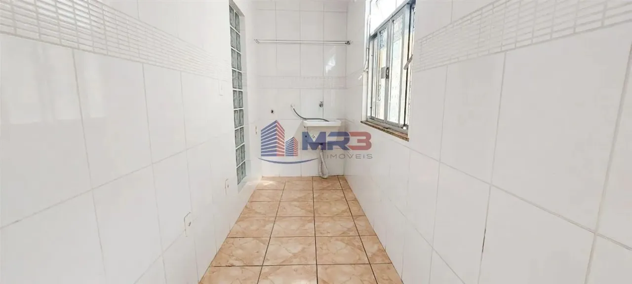 Unfurnished house with a closed kitchen and 3 bedrooms — photo 8