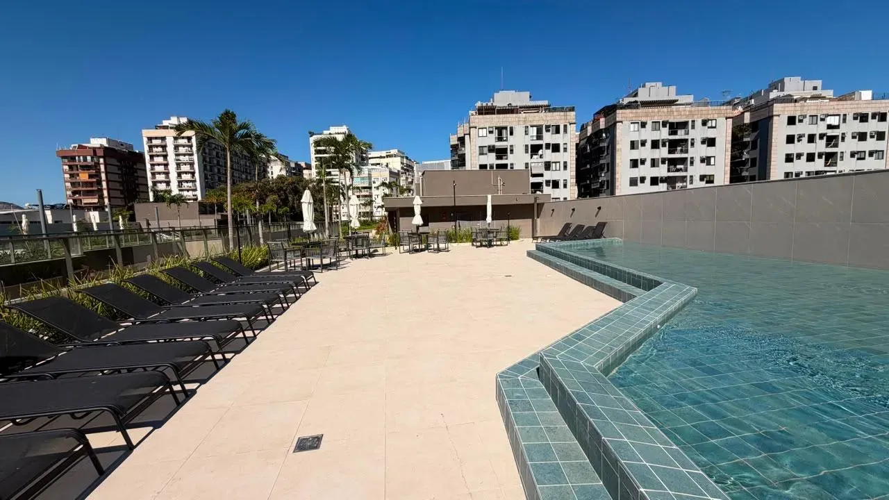 2-bedroom apartment with a grill on the balcony — photo 3