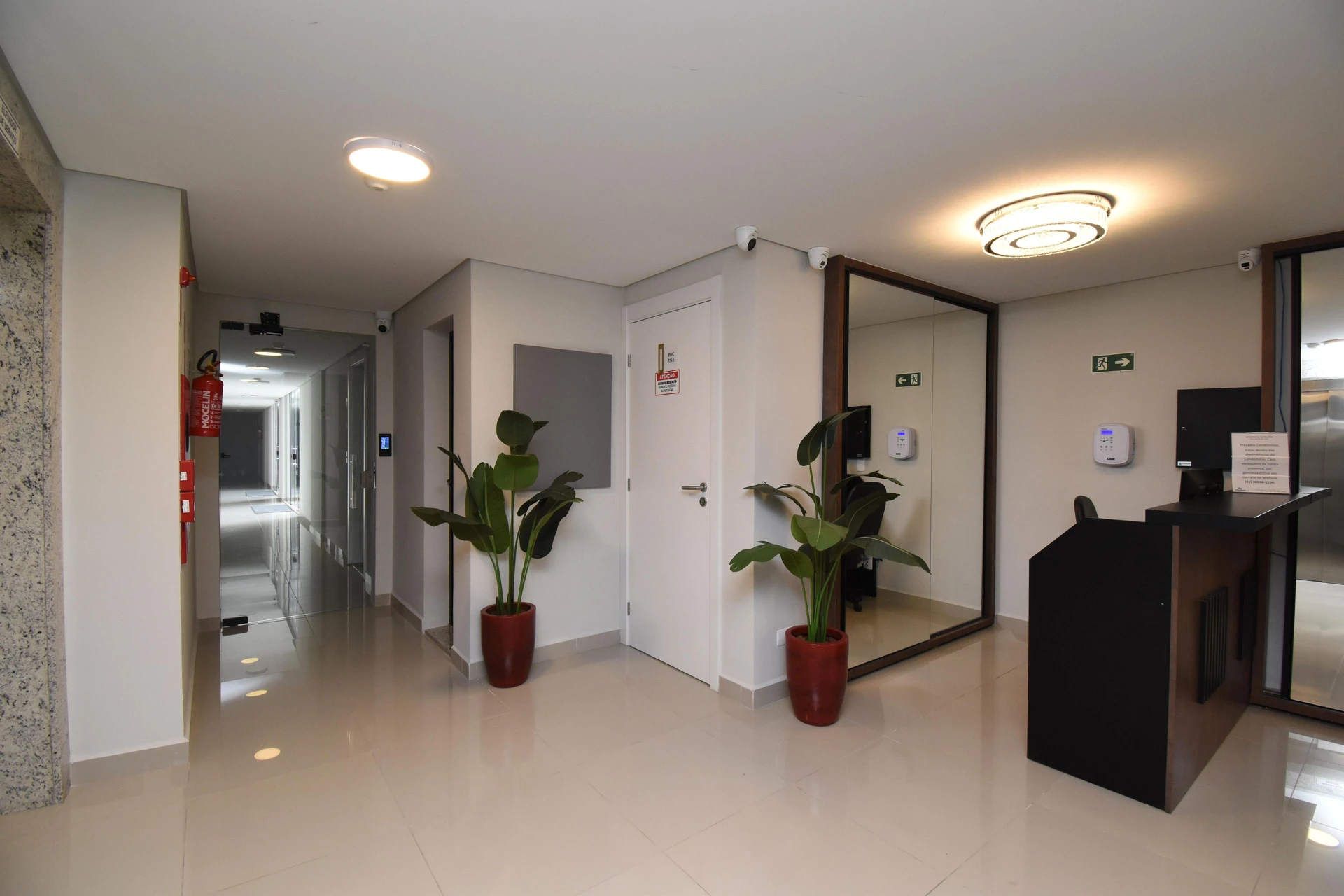 Furnished studio, 22 m², with a glass-enclosed balcony — photo 14