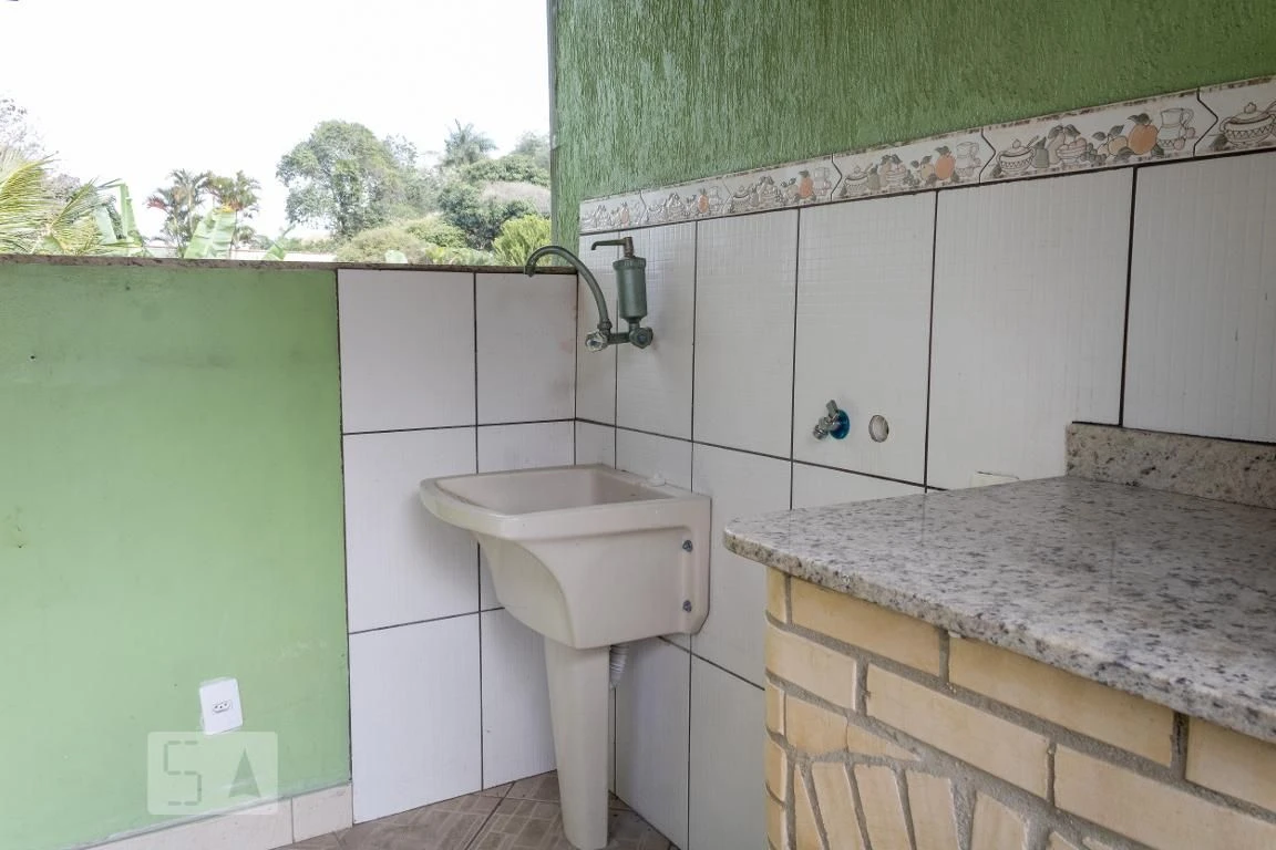 2-bedroom house with a private BBQ — photo 27
