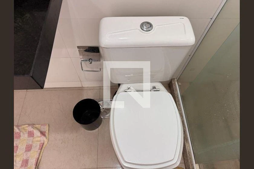 Casa em condomínio com 6 quartos e 6 banheiros — photo 40