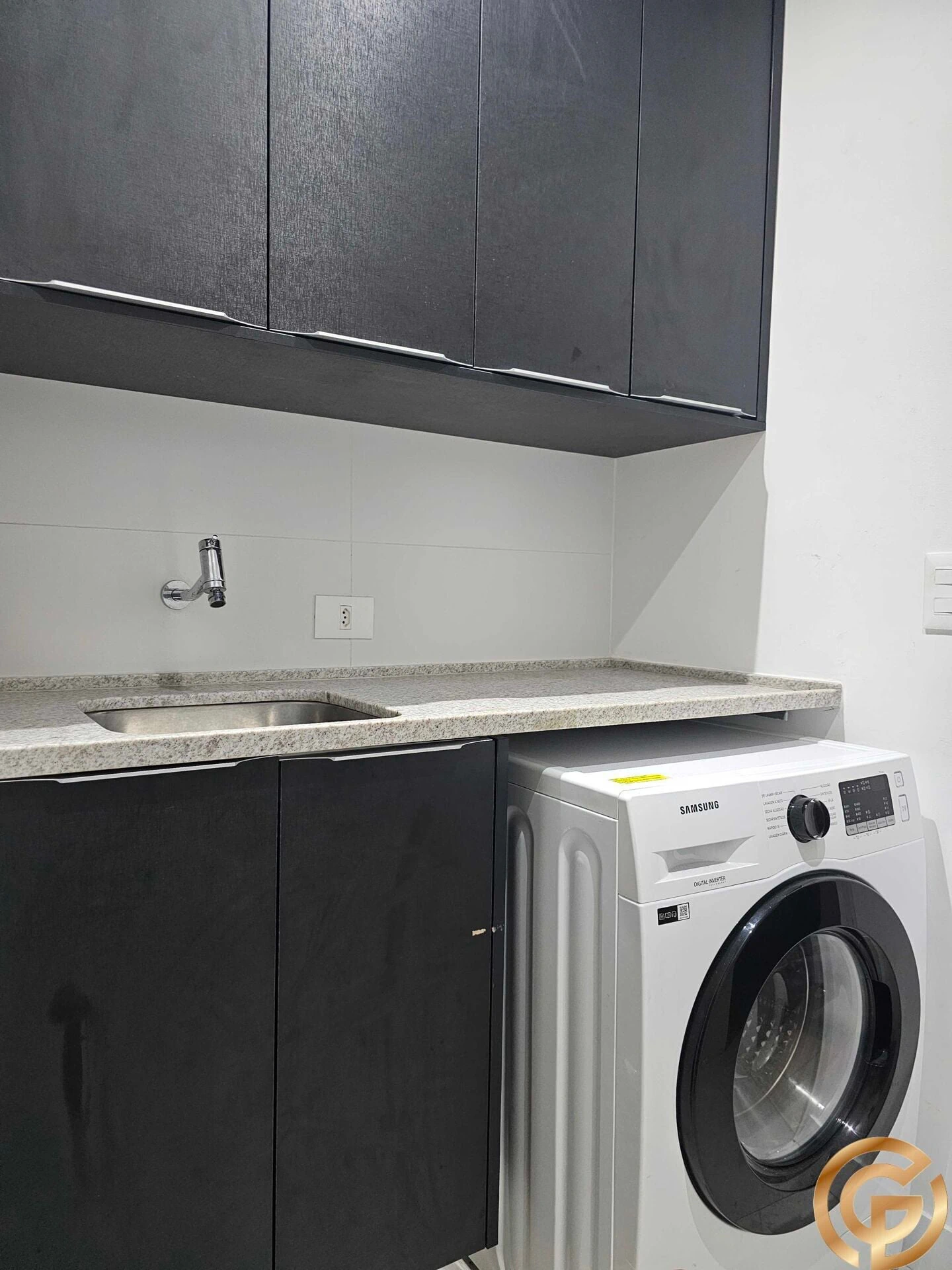 Furnished apartment, 39 m², with a washing machine — photo 19