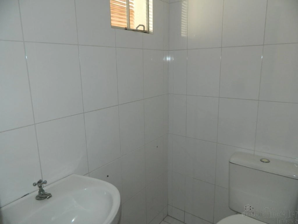 3-bedroom house with a grill on the balcony in Curitiba — photo 15