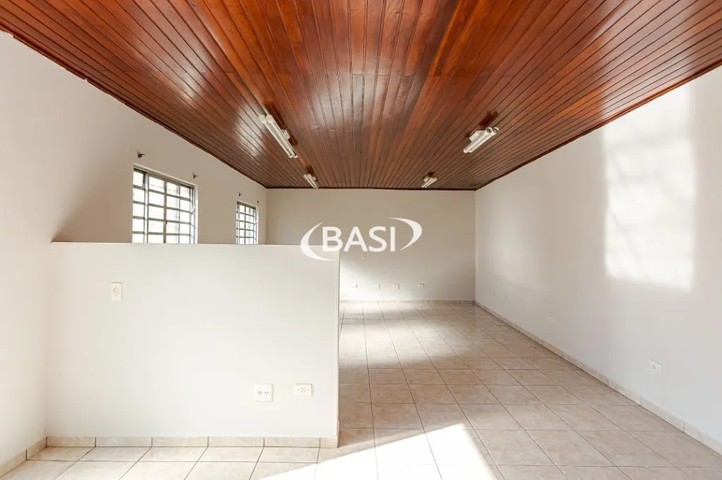 Unfurnished house with 4 bedrooms and 3 bathrooms — photo 13