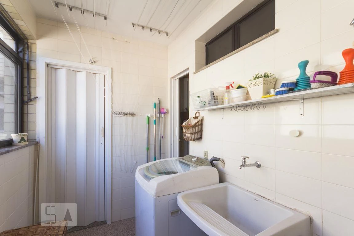 142 m² apartment with 3 bedrooms and 2 parking spaces — photo 43