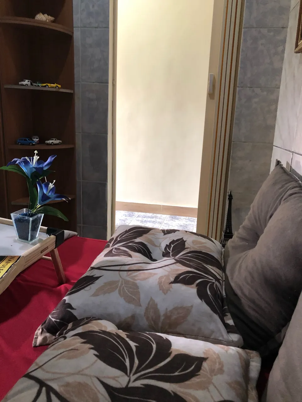 Kitnet mobiliada com ar-condicionado e varanda — photo 8